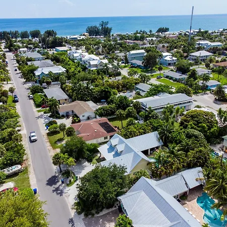 Sunshine Reef Villa